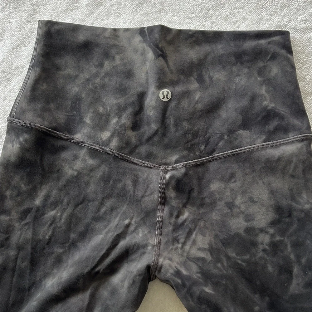 Lulu lemon align high rise short 8” size 6